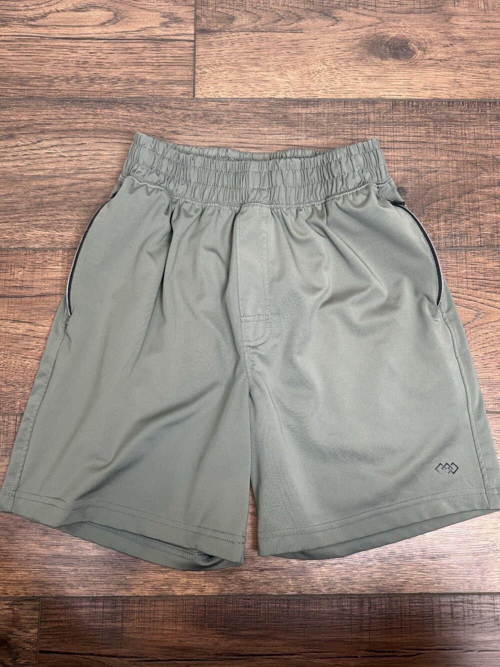LEG3ND Mens Athletic Training Shorts Sage Green Zip Pocket Sz Small
